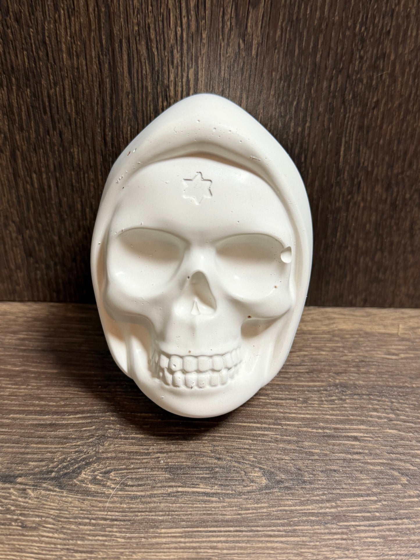 Skull DIY Plaster Paint Kit | Halloween Skull Paint Your Own Craft