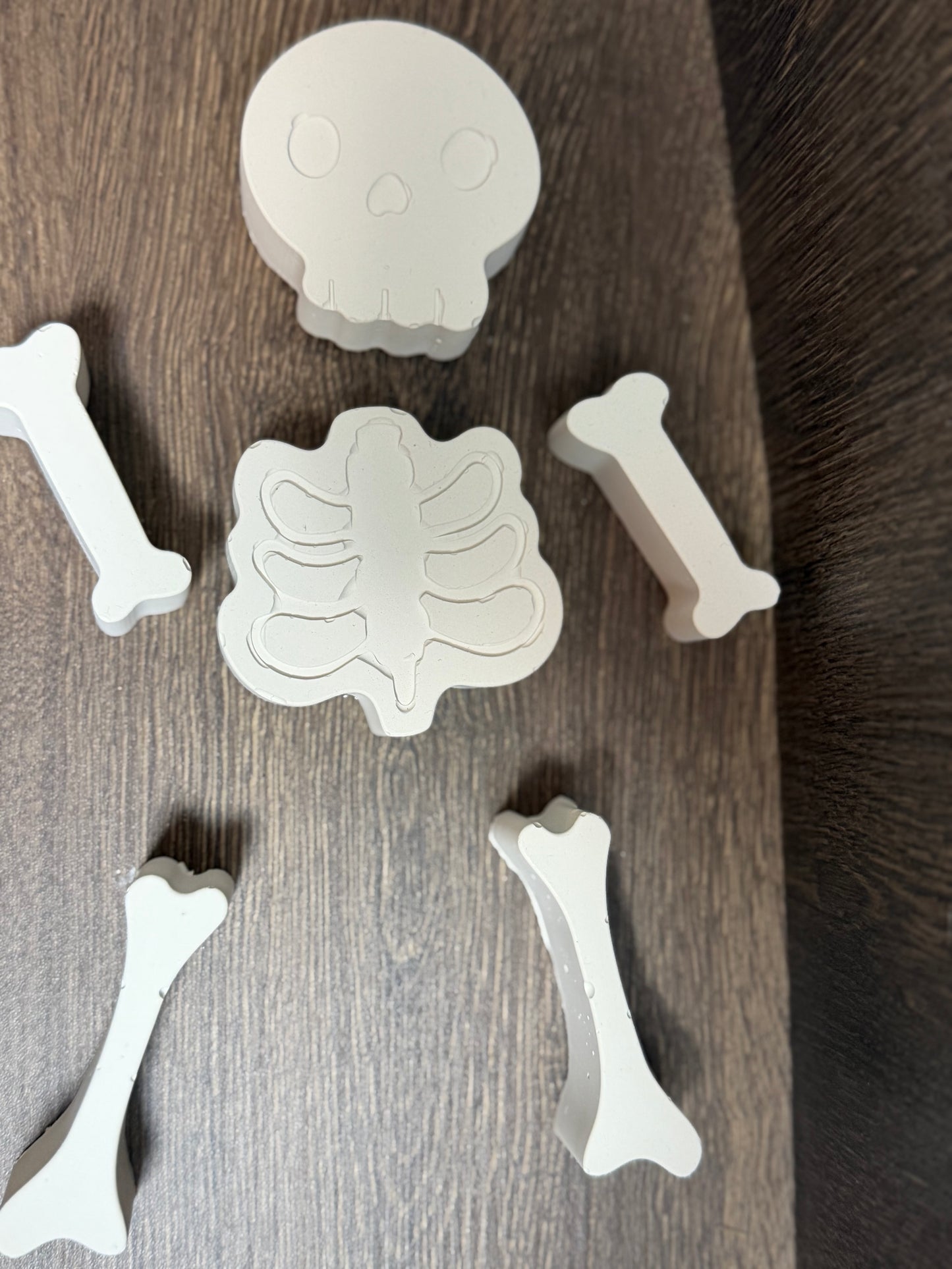 Skeleton DIY Plaster Paint Kit | Halloween Paint Your Own Skeleton Craft