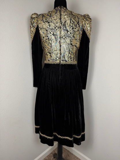 Vintage Jessica McClintock Black & Gold Metallic Brocade Velvet Dress – Size 12
