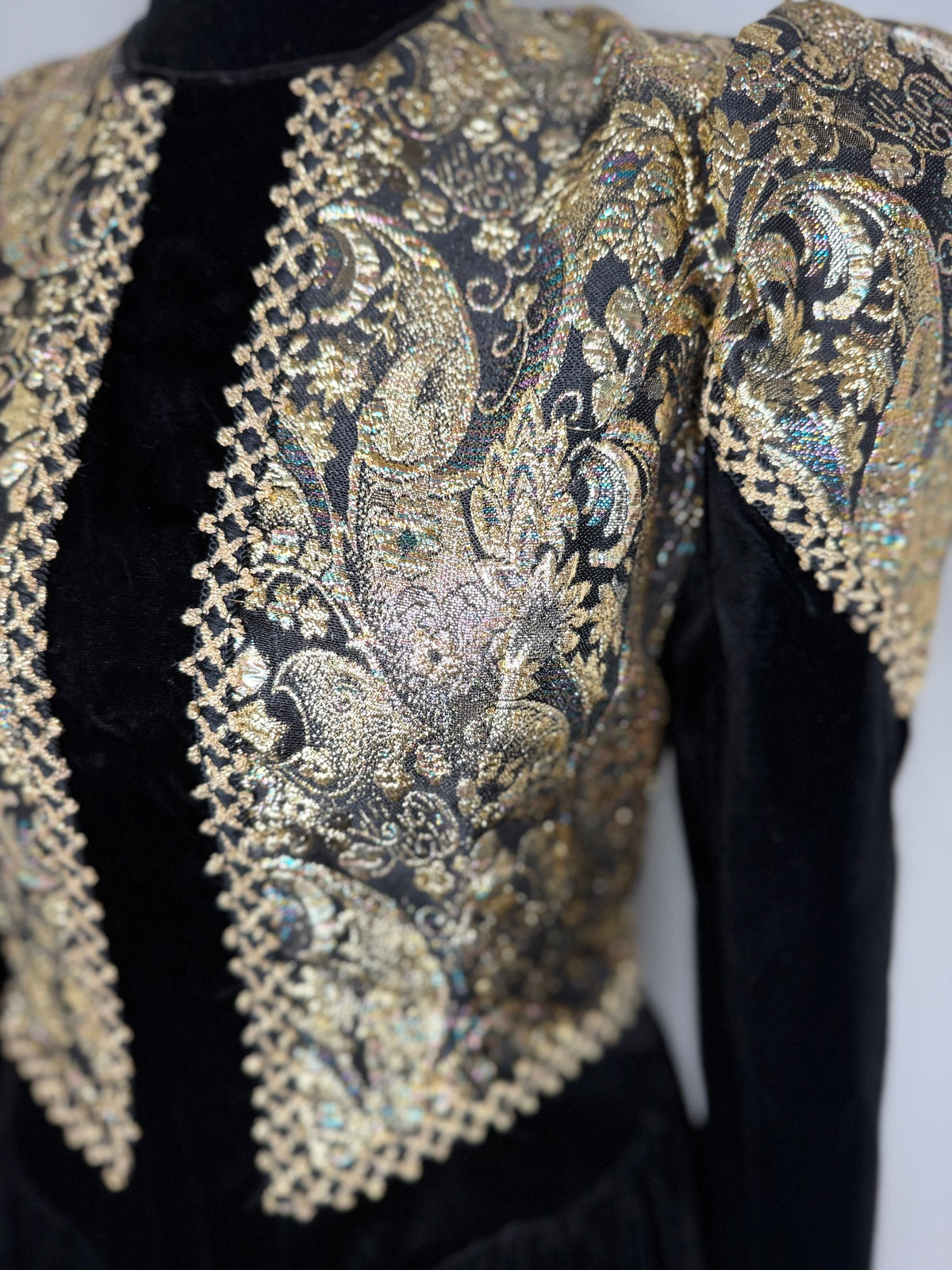 Vintage Jessica McClintock Black & Gold Metallic Brocade Velvet Dress – Size 12