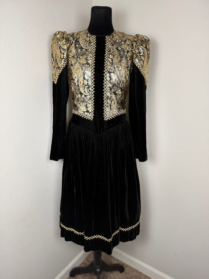 Vintage Jessica McClintock Black & Gold Metallic Brocade Velvet Dress – Size 12