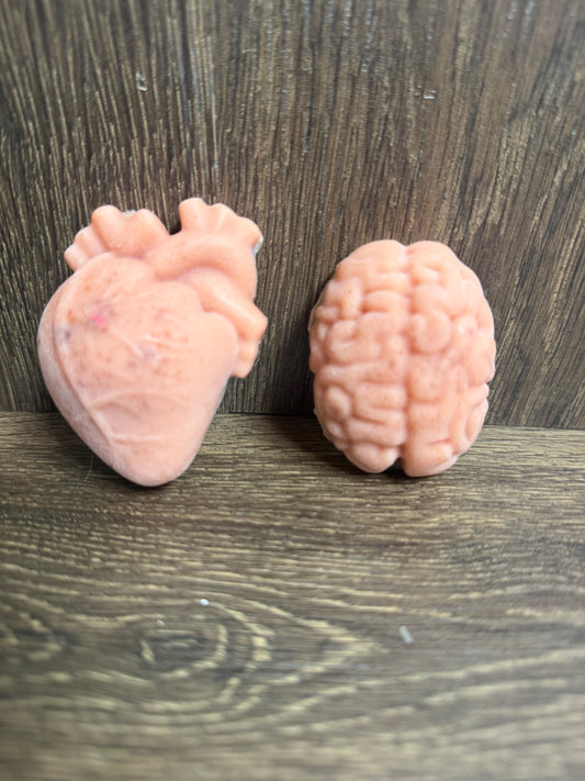 Strawberry Heart & Brain Handmade Soap Bar – Sweet Strawberry Scented Anatomical Soap – Unique Gift for Nurses, Doctors, Medical Students & Anatomy Lovers
